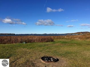 7576 1st St, Onekama, MI 49675