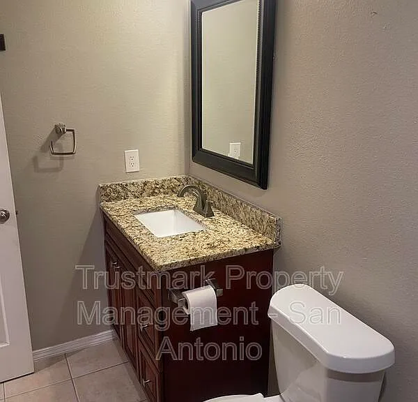 8335 Bent Meadow Dr — Photo 32