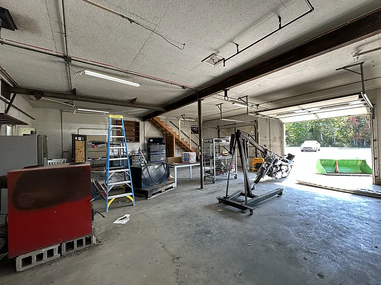 6131 N 450 W — Photo 23