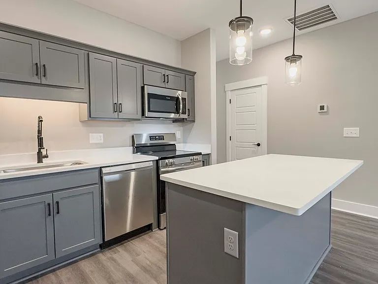 406 Jonathan Wade Cir — Photo 6