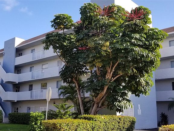 3rd image of 3868 NE 169th St #2