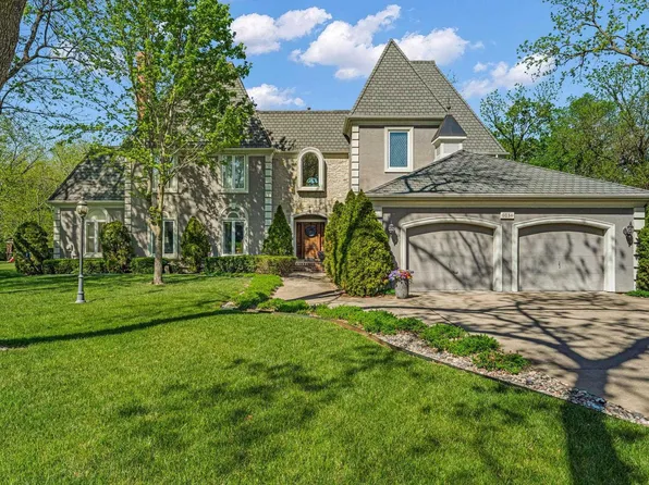 6034 SW 38th St, Topeka, KS 66610