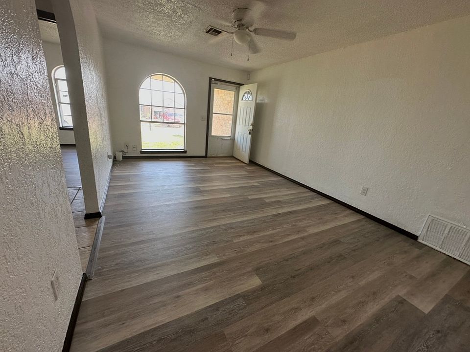1st image of 1017 NW 21st St