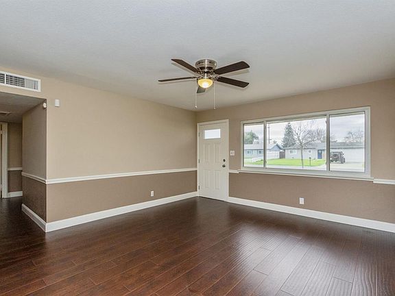 4th image of 4460 N Eddy Ave