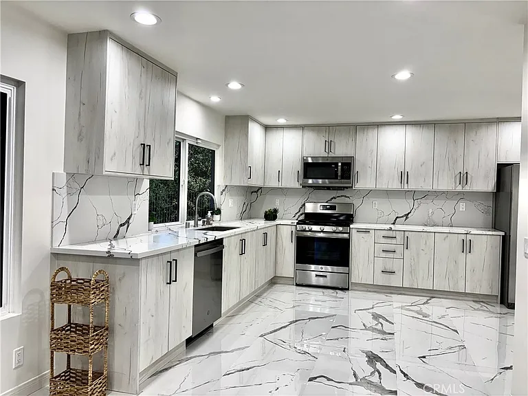 11774 Doral Ave — Photo 25