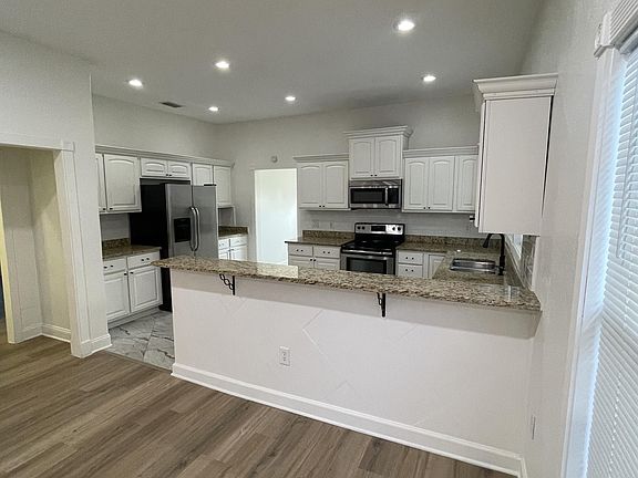 3rd image of 1311 E Caracas St #10927355