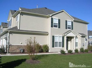 2207 Gallant Fox Cir, Montgomery, IL 60538