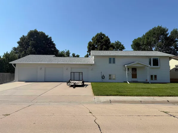 2508 WRIGHT AVE, North Platte, NE 69101