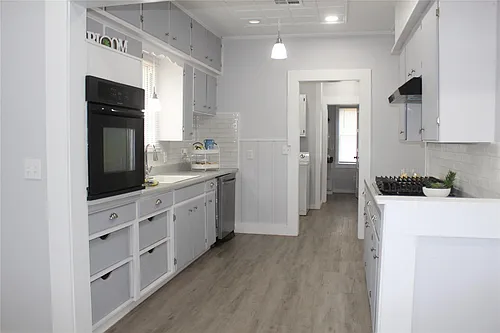 710 Fahrenthold St Photo 1