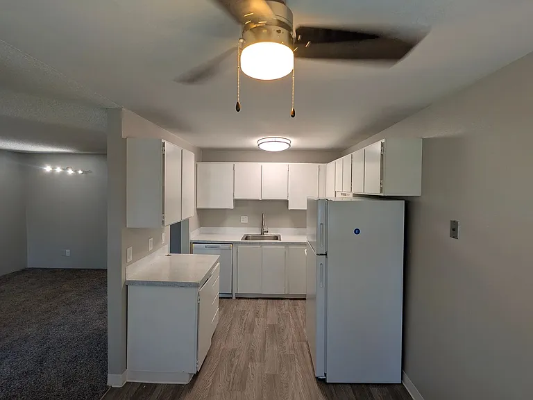 Stillwater Apartments — Photo 27