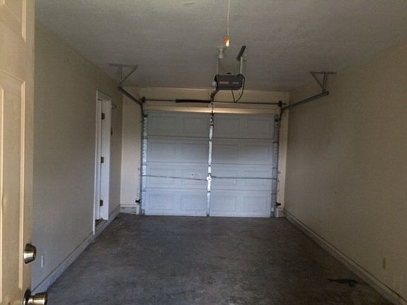5th image of 6817 Blue Spruce St