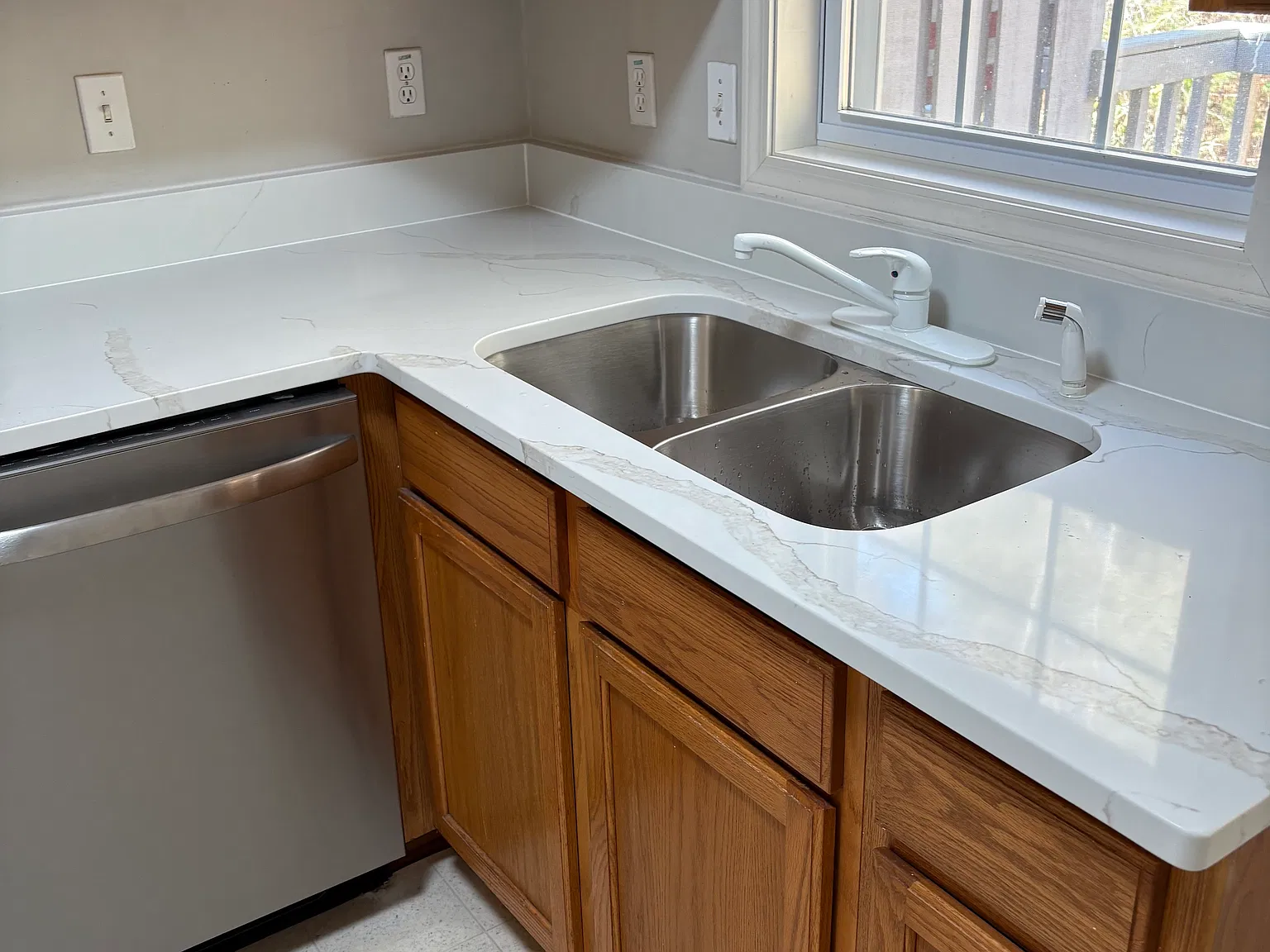 2 bed, 859 sqft, $1,200 — Photo 3