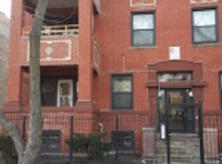 6022 S Eberhart Ave, Chicago, IL 60637