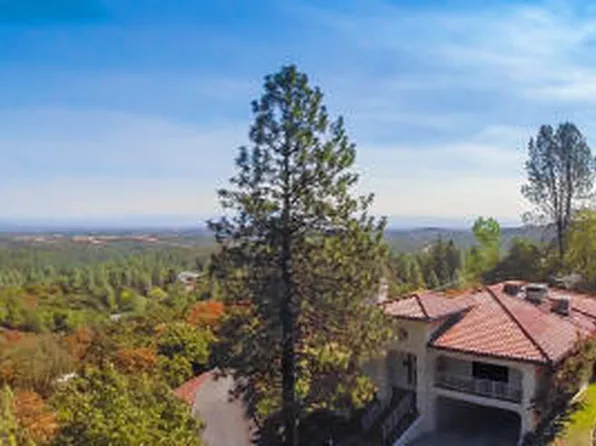 15938 Highland Cir, Redding, CA 96001