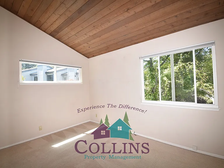 107 Rockwood Dr — Photo 15