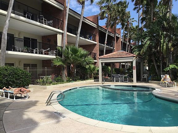 4th image of 110 E Verna Jean Dr #104