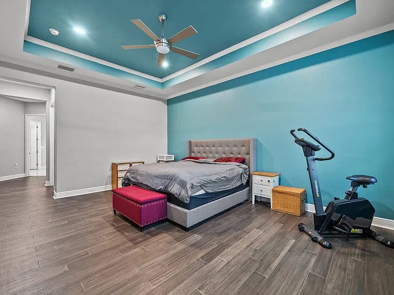 7484 Ripetta St — Photo 34