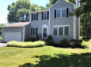 42 Remington Farm Dr, Coventry, RI 02816