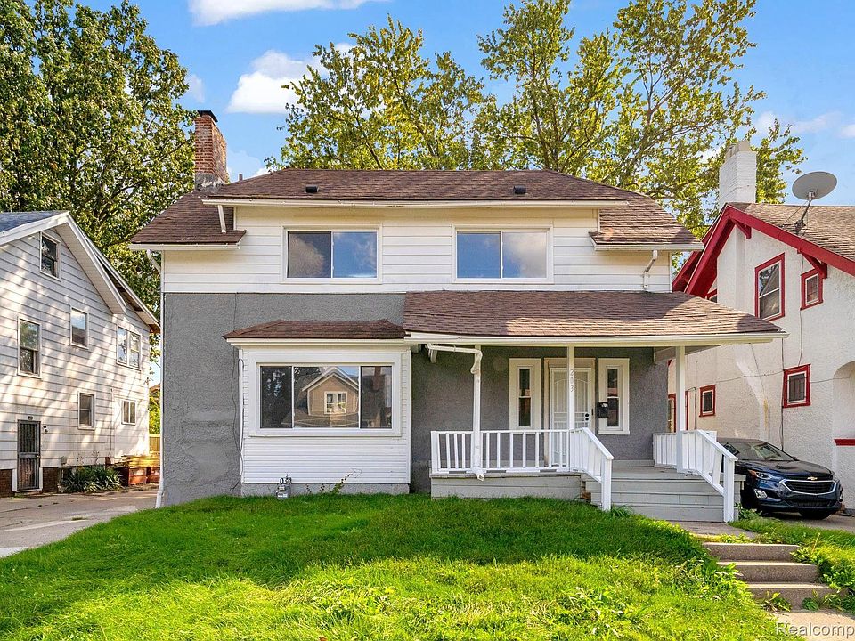 1st image of 203 Puritan St