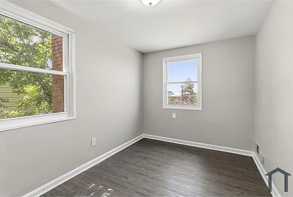 7836 Eastdale Rd — Photo 12