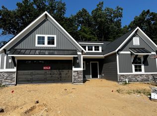 17447 Baltrusol Dr, Spring Lake, MI 49456