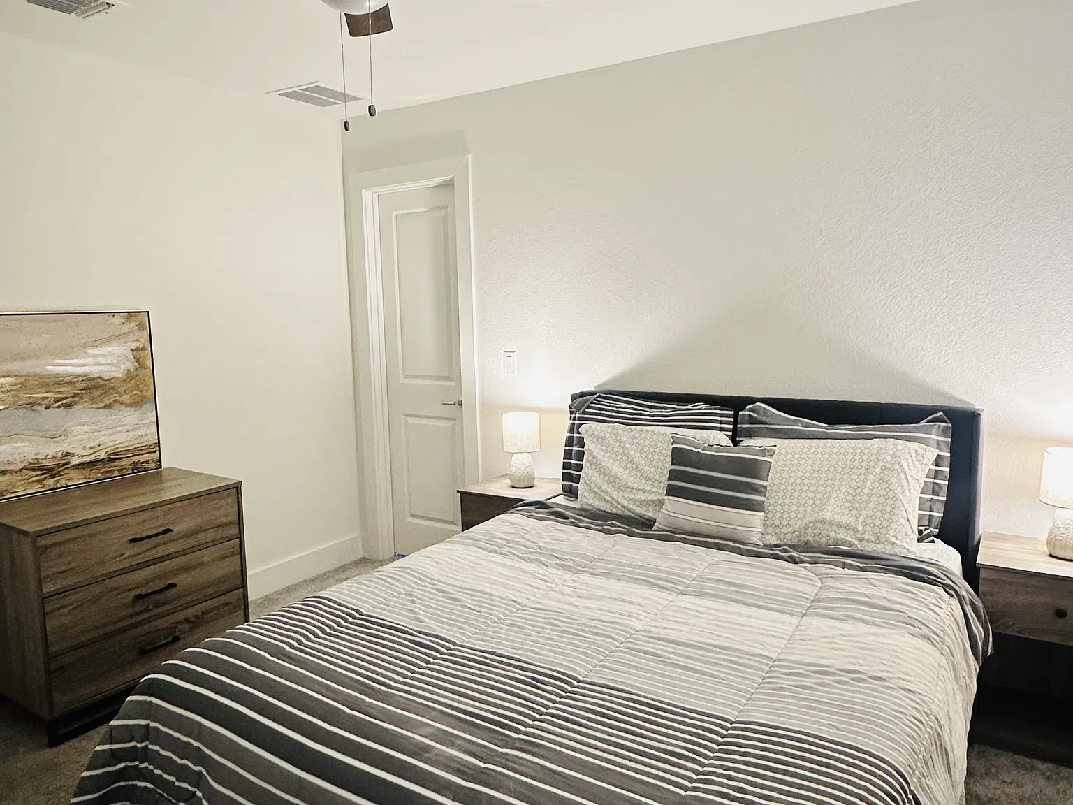 1 bed, 2104 sqft, $1,075 — Photo 3