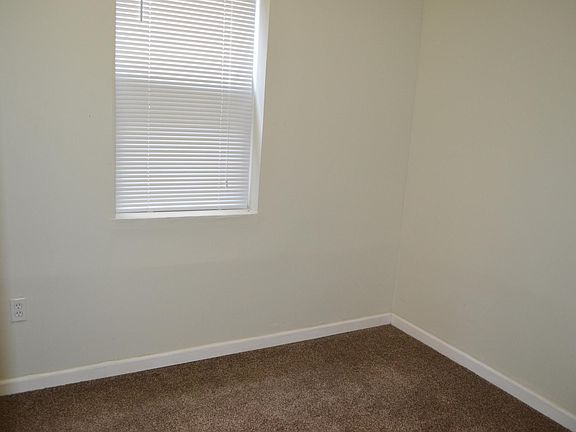 5th image of 1543 N Talman Ave #2