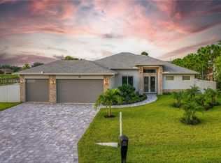 13 SW 21st St, Cape Coral, FL 33991