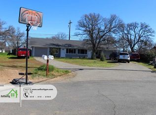 21968 Klamath River Pl #B, Cottonwood, CA