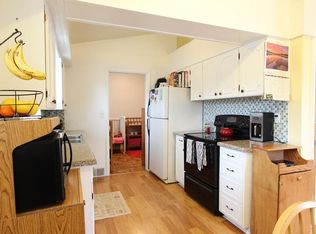 1281 33rd St SE, Cedar Rapids, IA 52403