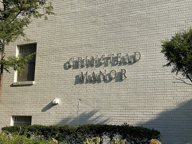 Grinstead Manor Apartments — Photo 53