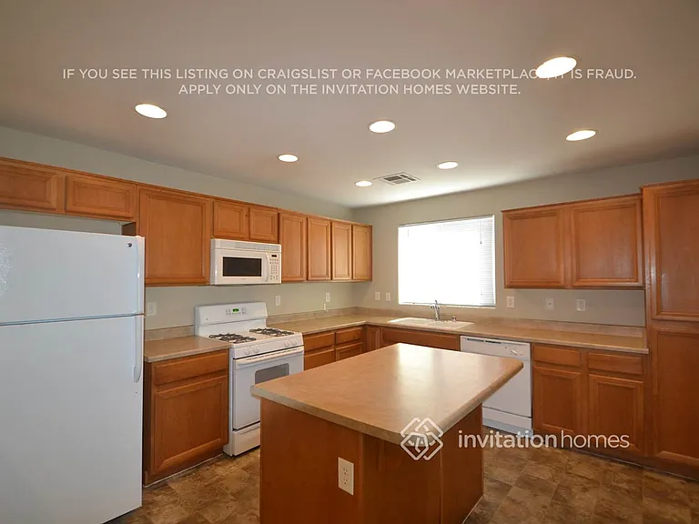 2108 Midas Touch Way — Photo 3