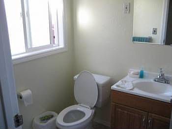 2nd image of 363 Beck St