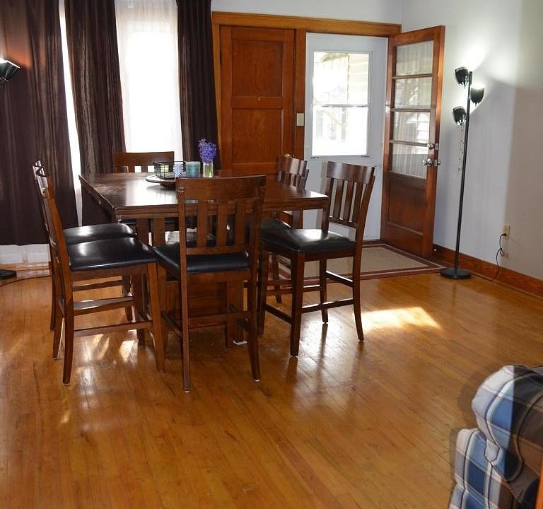 1st image of 54 S William St
