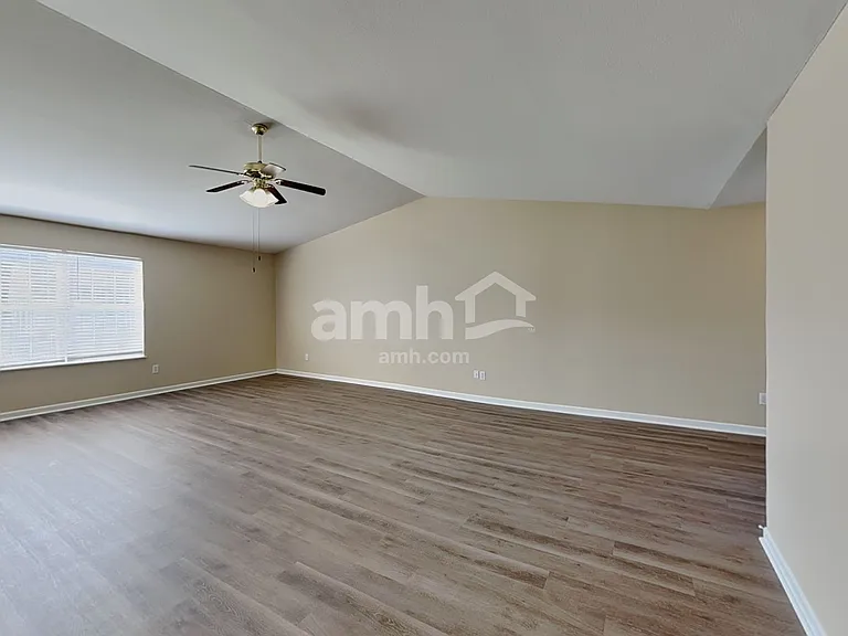 322 Brookview Dr — Photo 7