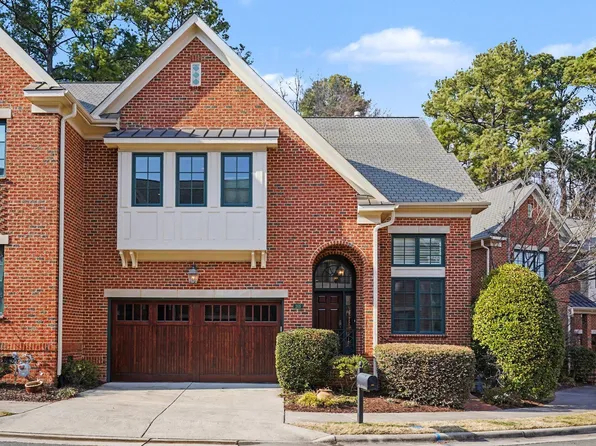 205 Old Franklin Grove Dr, Chapel Hill, NC 27514