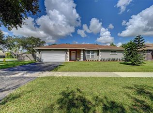 4813 SW 118th Ter, Fort Lauderdale, FL 33330