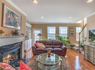 20 Sandra Ct, Old Bridge, NJ 08857