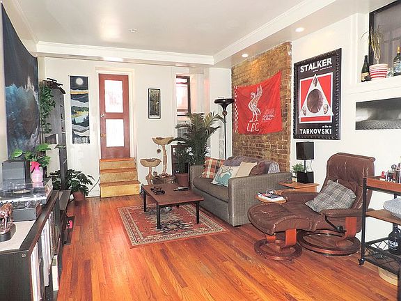 4th image of 49 Essex St APT 2