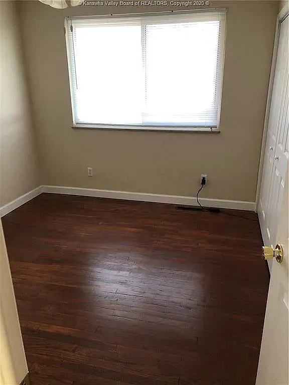 4 bed, 1853 sqft, $2,000 — Photo 2
