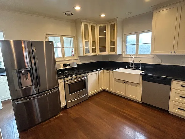 432 S Ash St — Photo 6