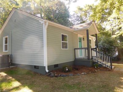 144 Edgewood Cir, Winston Salem, NC, 27127
