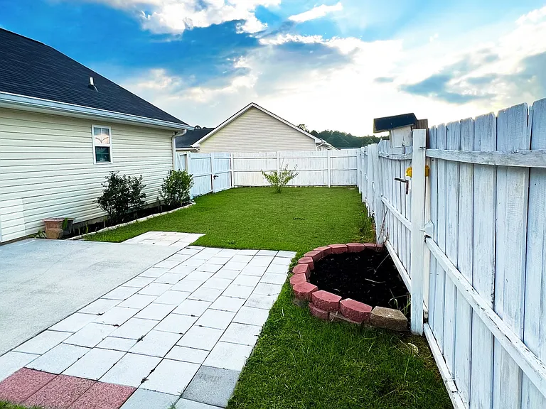 111 Pasofina Dr — Photo 8