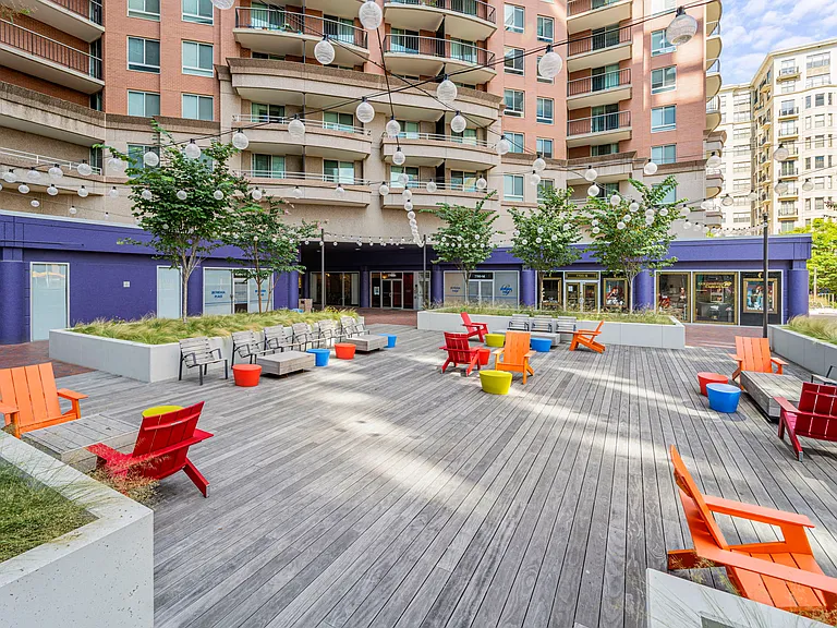 Bethesda Place — Photo 7