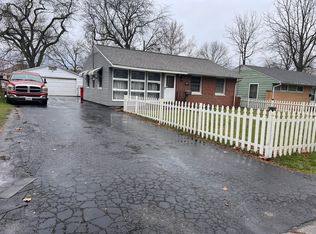 1114 W Beardsley Ave, Champaign, IL 61821