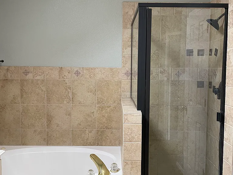 7900 Squire Ln — Photo 17