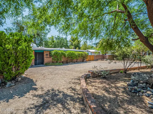 3050 N Tecumseh Ct, Tucson, AZ 85715