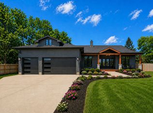 2104 Shermer Rd, Northbrook, IL 60062