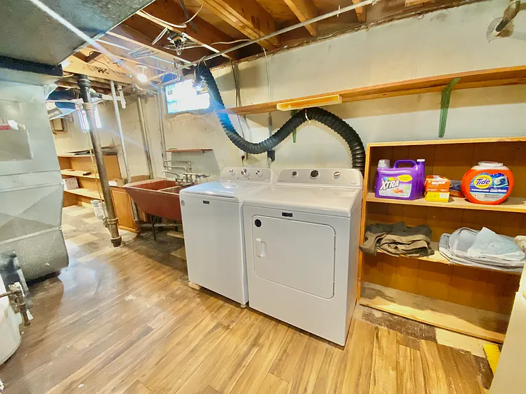 262 N Cherrywood Ave — Photo 23