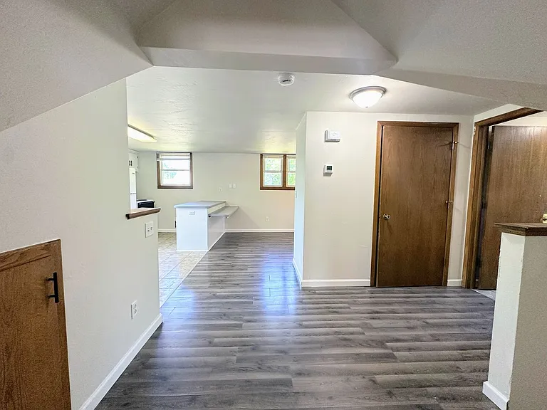 1628 Deckner Ave — Photo 12